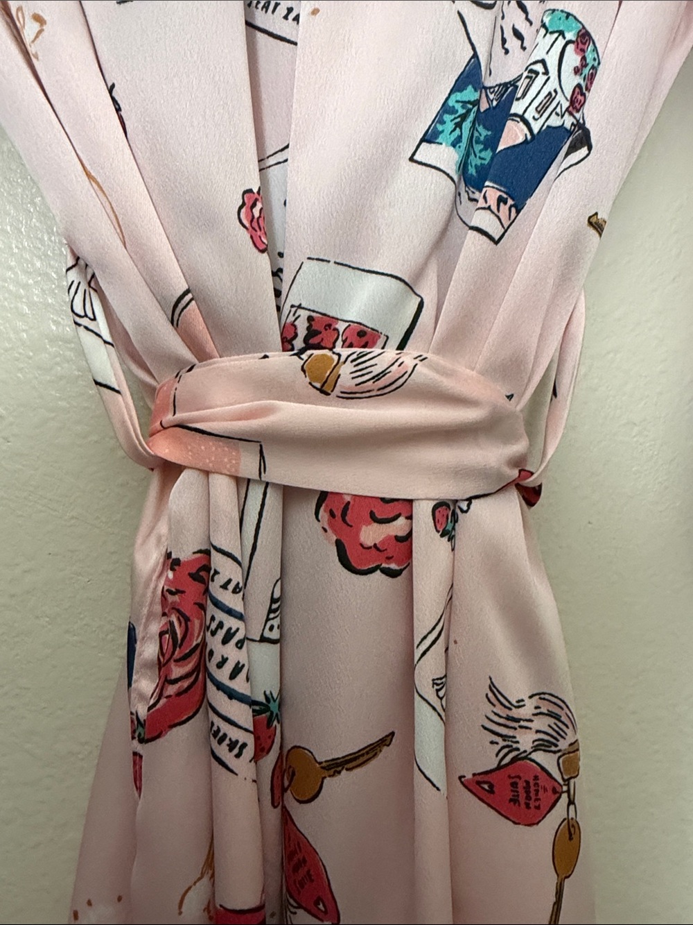 Kate Spade Silky Polyester Charmuse Pink Printed Wrap Robe. Luxe Luxury Size M - Picture 7 of 15